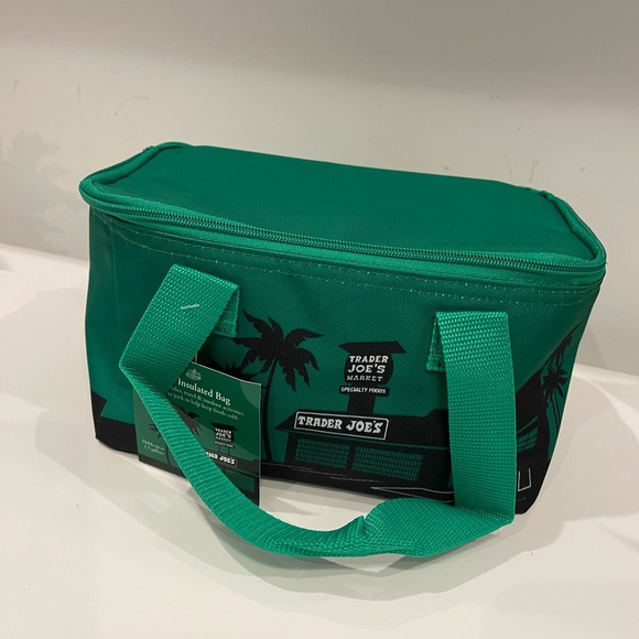 Trader Joe’s Mini Insulated Tote Bag Green - Picture 1 of 2